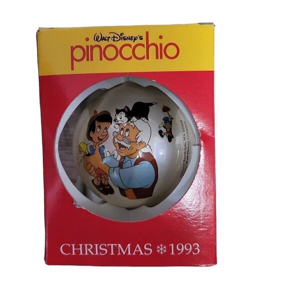 Walt Disney vintage FANTASIES COME TRUEDISNEY COLLECTIBLES AND MEMORABILIA Ornam - Picture 1 of 8